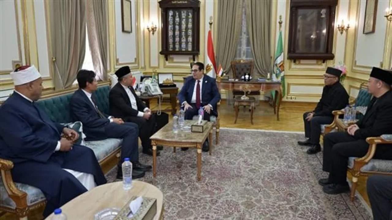 اتفاقية دار العلوم.. جامعة القاهرة تستقبل طلاب بروناي لتعزيز ريادتها التعليمية الدولية